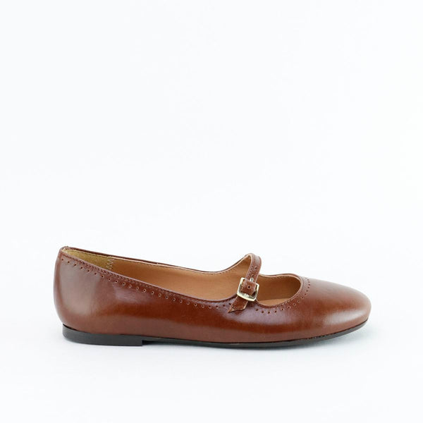 Papanatas Nuez Brown Buckle Strap Mary Jane