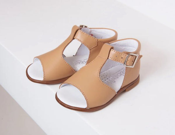Beberlis Ligth Brown T-Strap Sandal