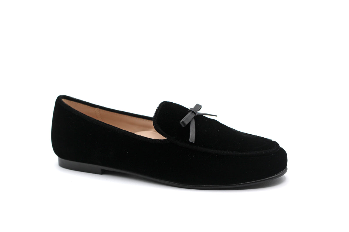 Beberlis Black Velvet Bow Loafer – HAL Shoes