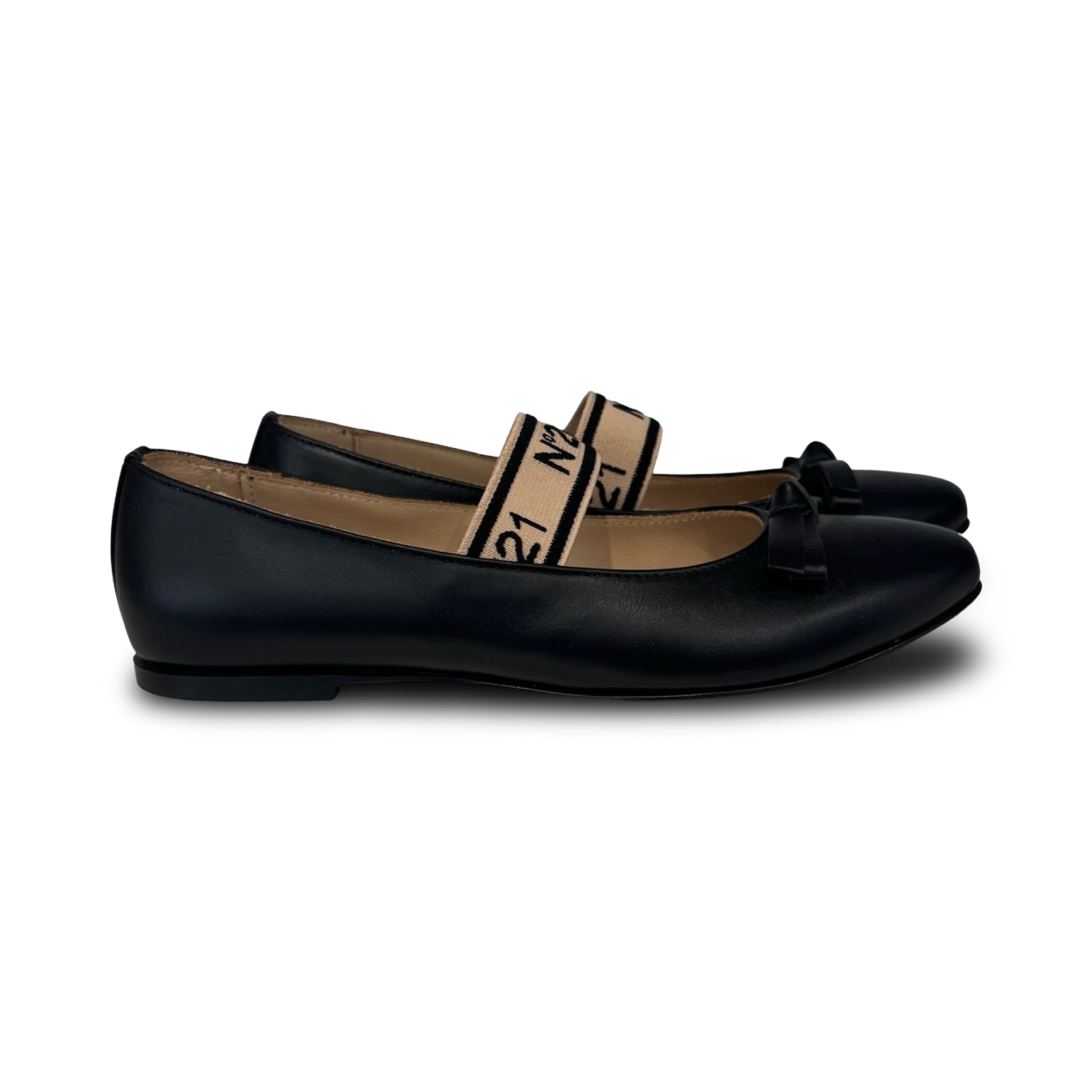 N°21 Black Ballet