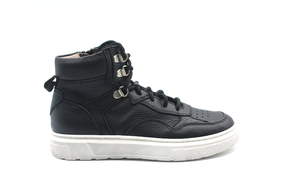 Momino Black Lace Sneaker